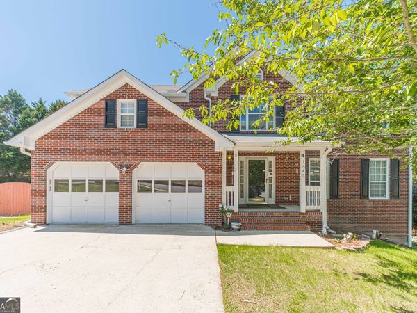 1545 Summit Pond Circle, Loganville, GA 30052