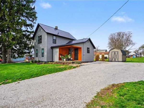 1101 Princehorn Avenue NW, North Lawrence, OH 44669