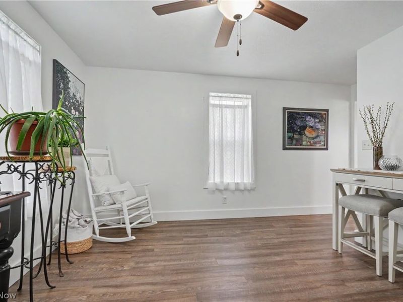 1101 Princehorn Avenue NW, North Lawrence, OH 44669 Photo 3