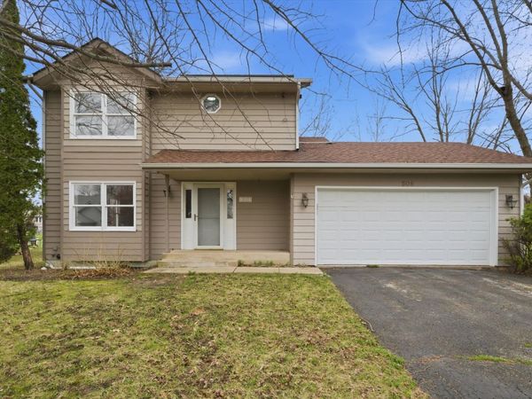 508 Pembroke Road SW, Poplar Grove, IL 61065