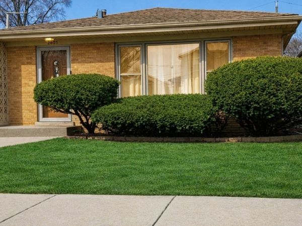 2605 W 83rd Place, Chicago, IL 60652