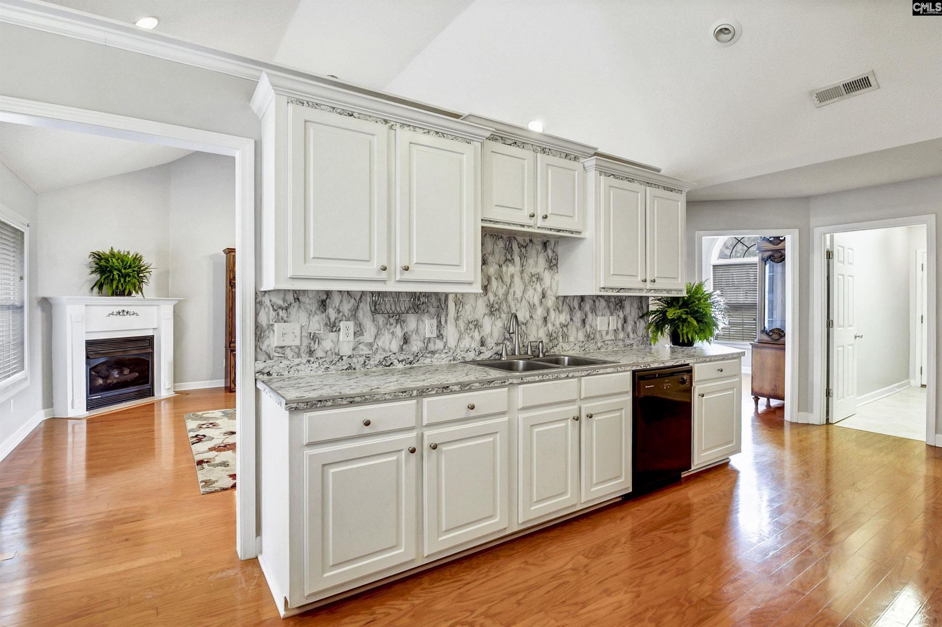 81 Belmont Drive  Photo 15