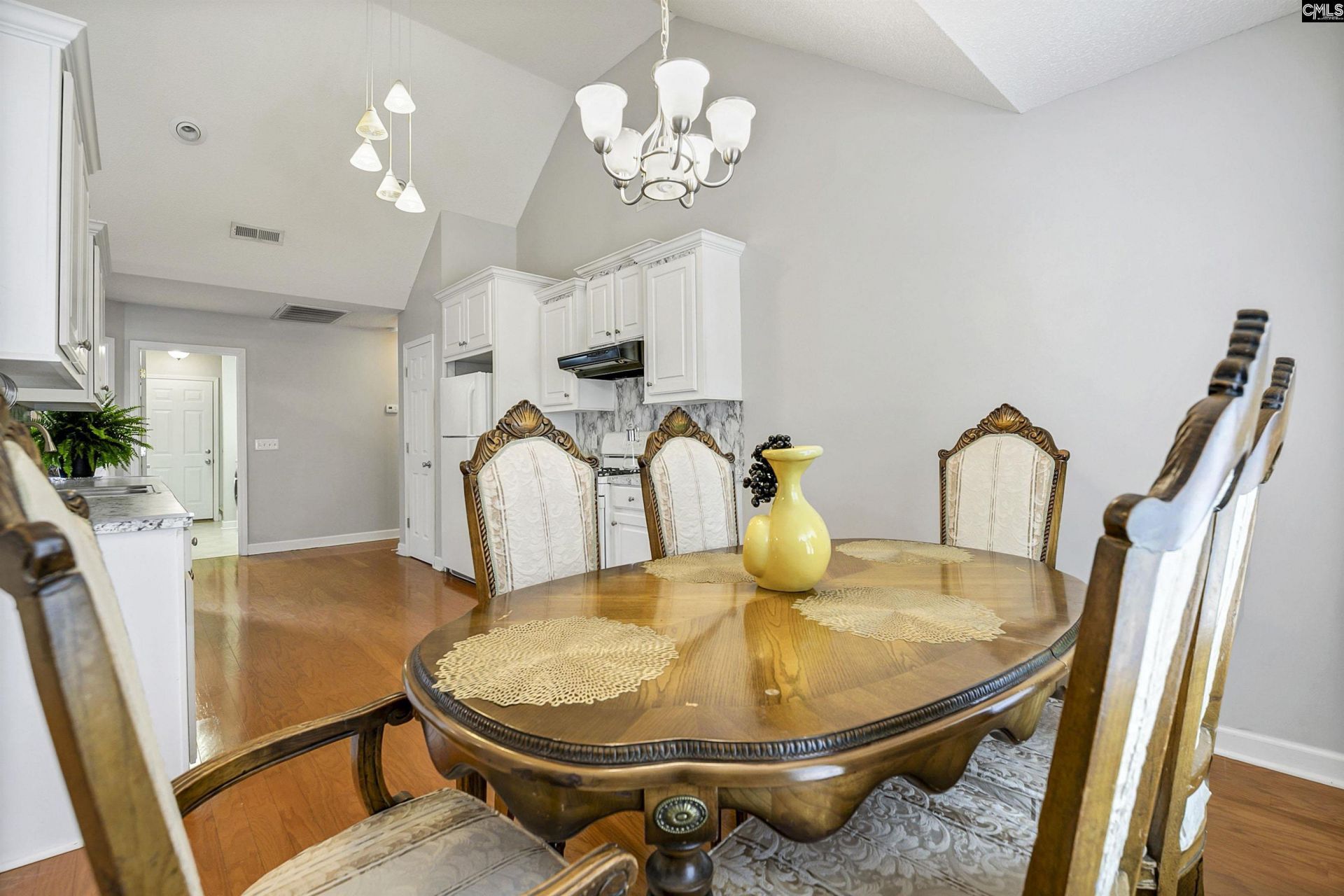 81 Belmont Drive  Photo 17