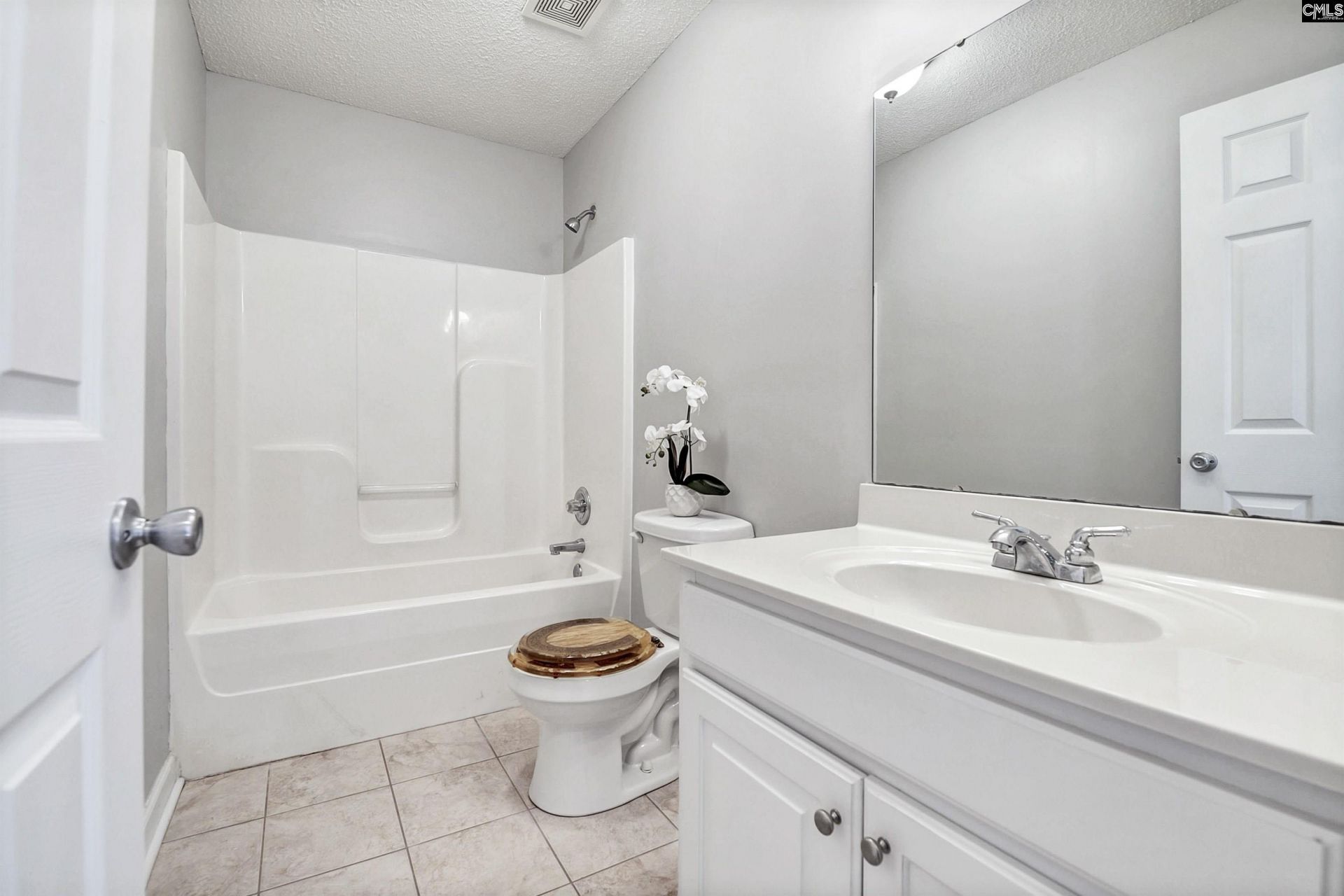 81 Belmont Drive  Photo 30