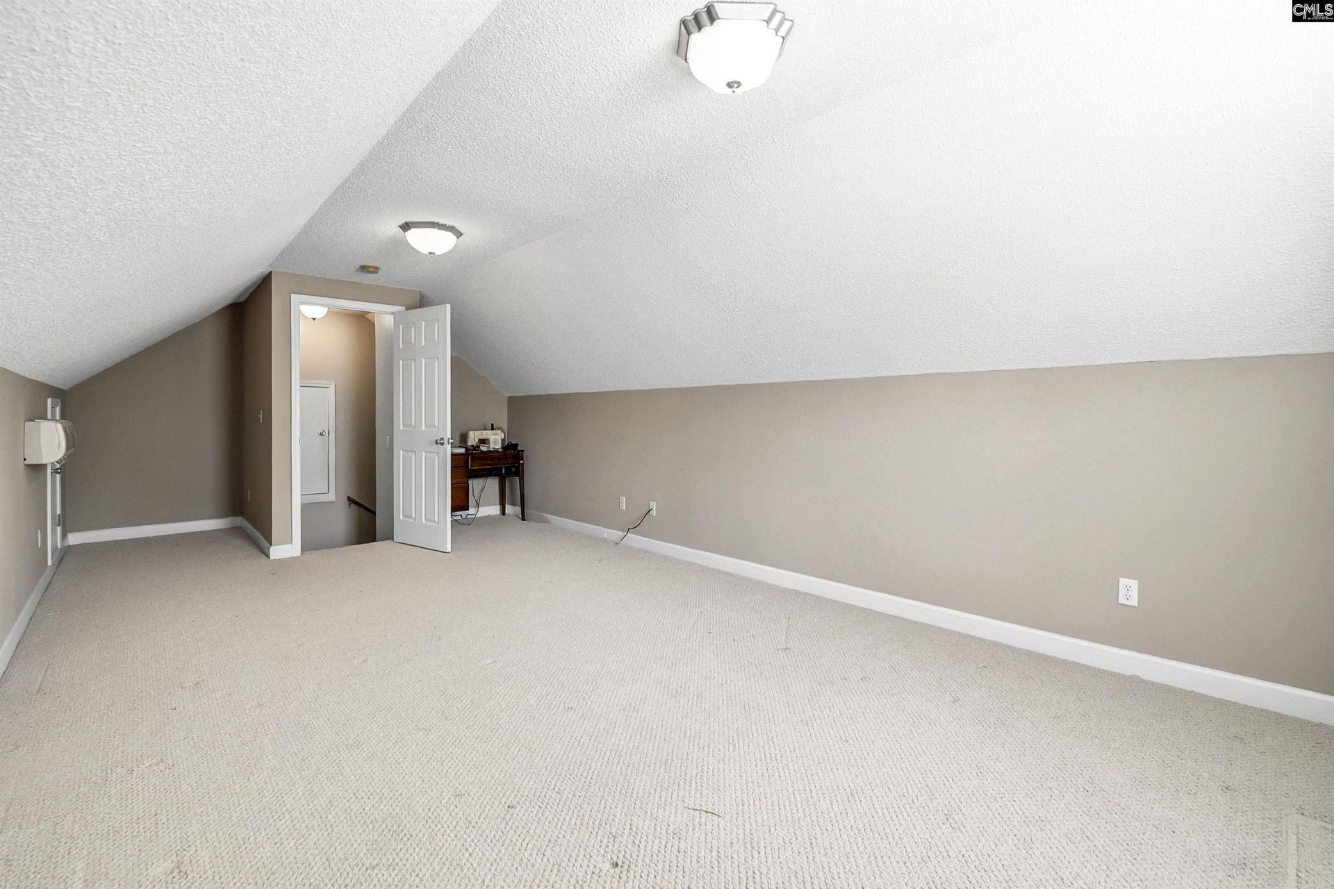 81 Belmont Drive  Photo 40