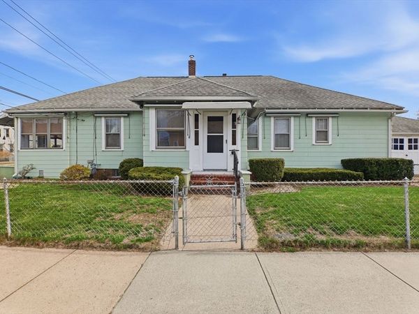 51 Trilby Ave, Chicopee, MA 01020