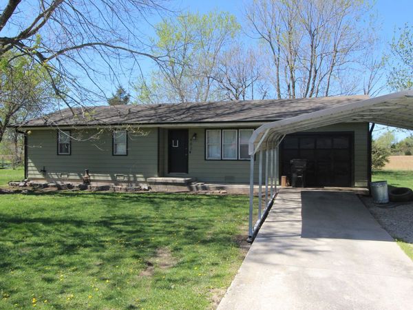 403 N Division Street, Seymour, MO 65746