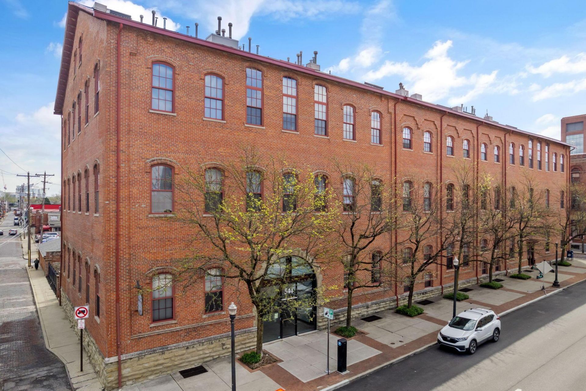 Please Call, Columbus, OH 43215