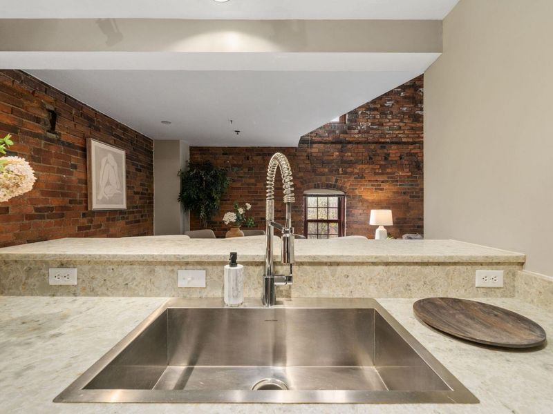 544 S Front Street, Unit 312, Columbus, OH 43215 Photo 24