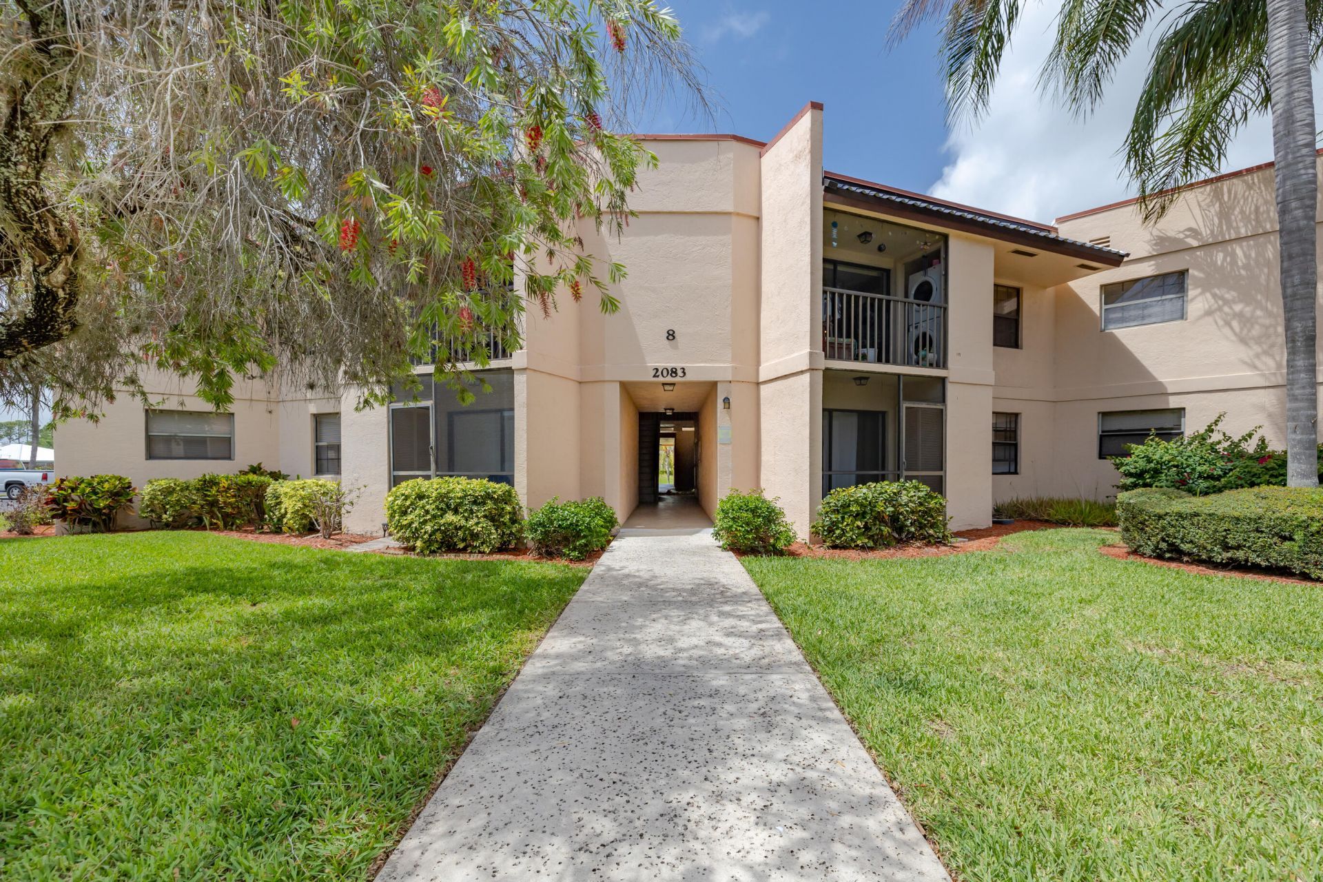 2083 NE Collins Circle, Unit 8-100, Jensen Beach, FL 34957 Photo