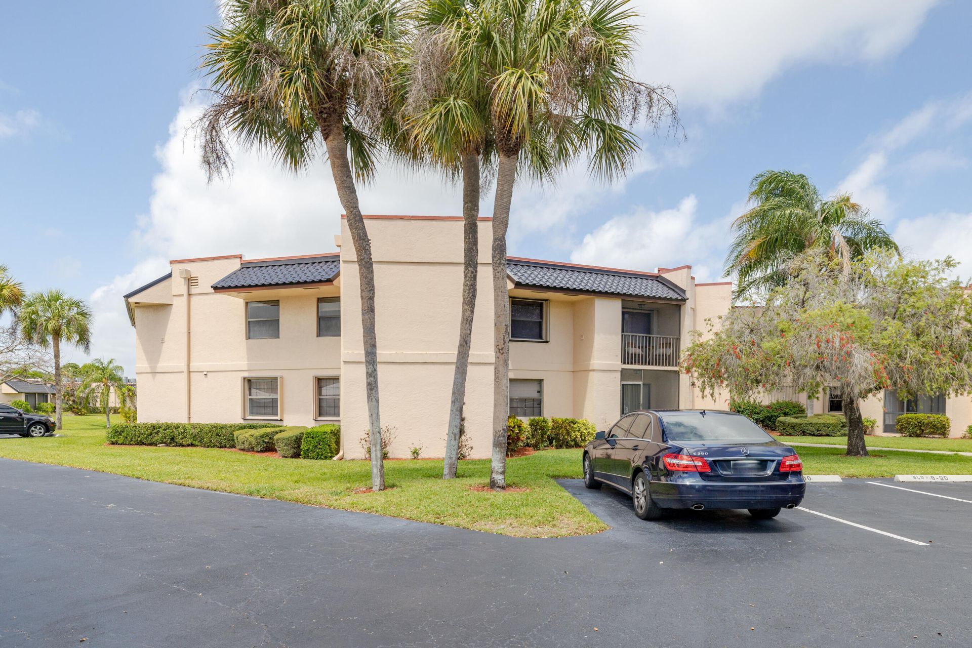 2083 NE Collins Circle, Unit 8-100, Jensen Beach, FL 34957 Photo
