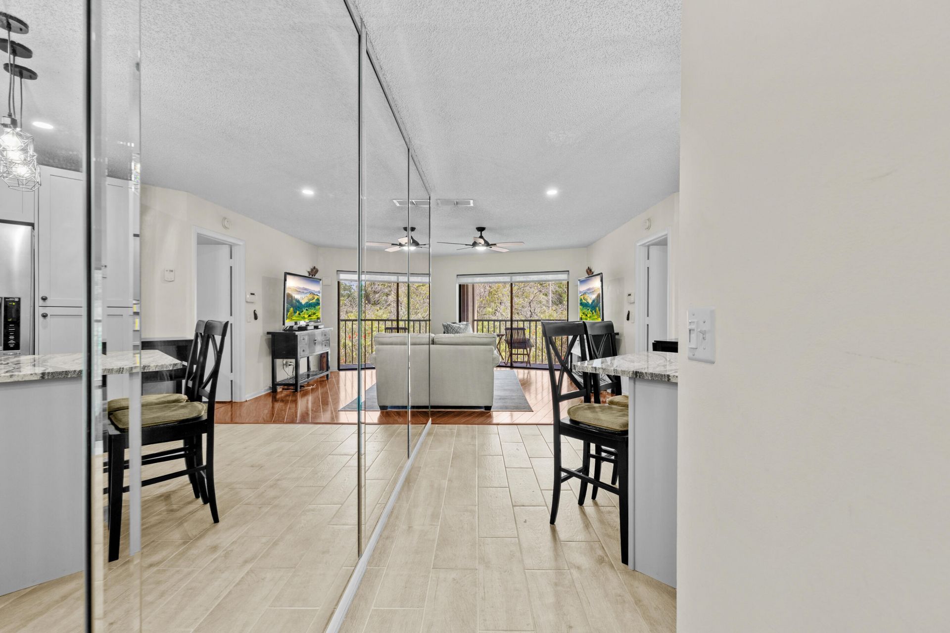 2083 NE Collins Circle, Unit 8-100, Jensen Beach, FL 34957 Photo