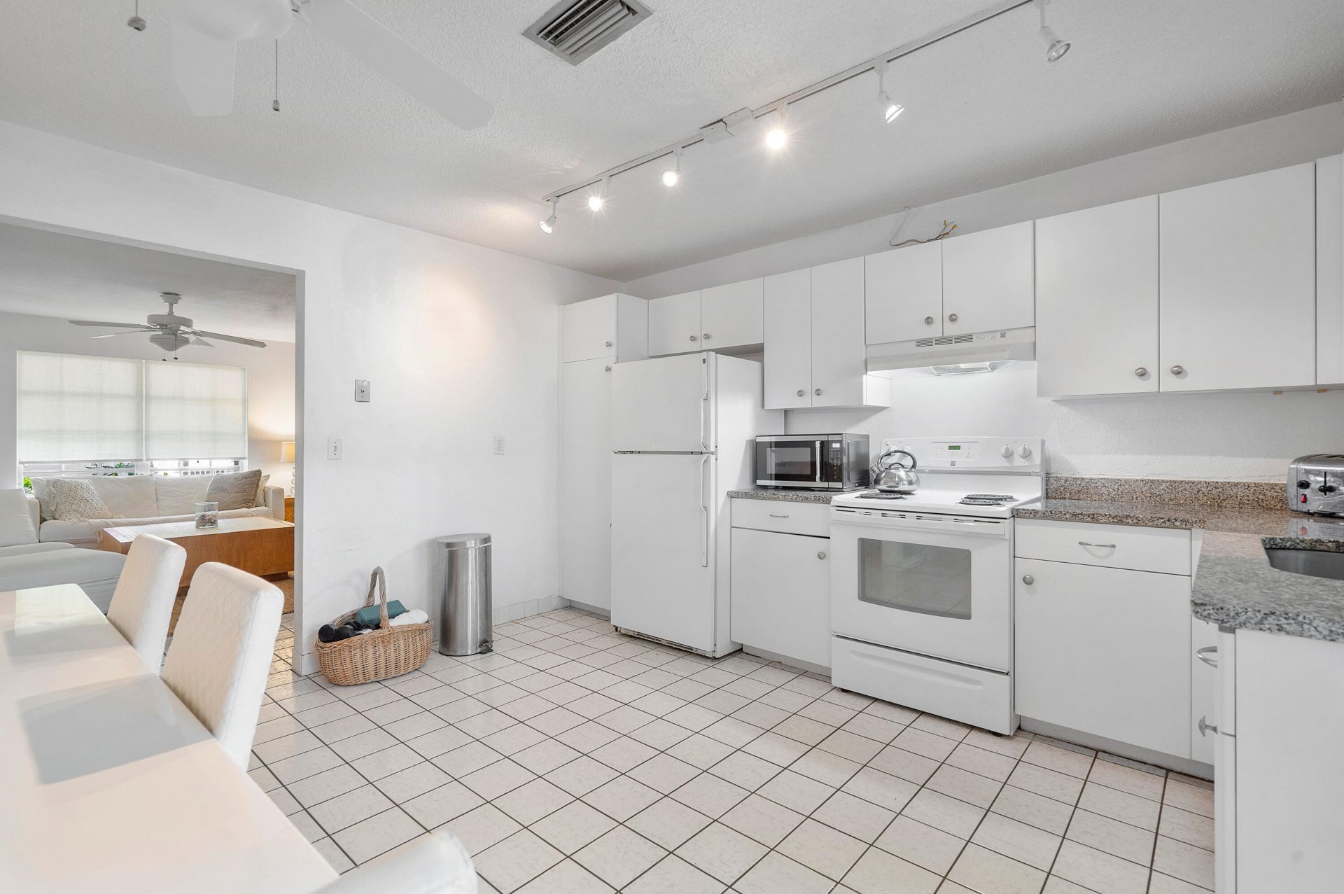 11 Sailfish Lane, Ocean Ridge, FL 33435 Photo