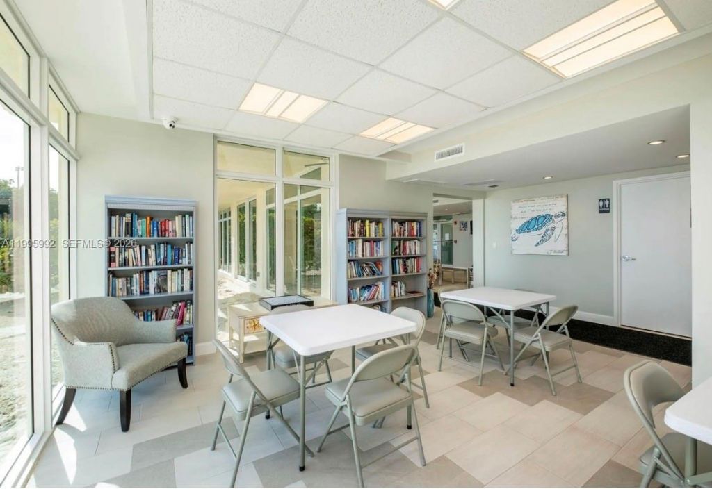 200 Wrenn , Unit 502, Plantation Key, FL 33070 Photo