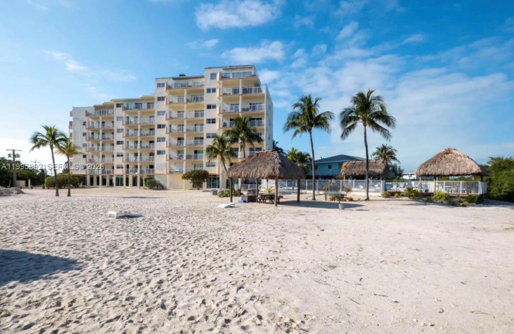 200 Wrenn , Unit 502, Plantation Key, FL 33070 Photo