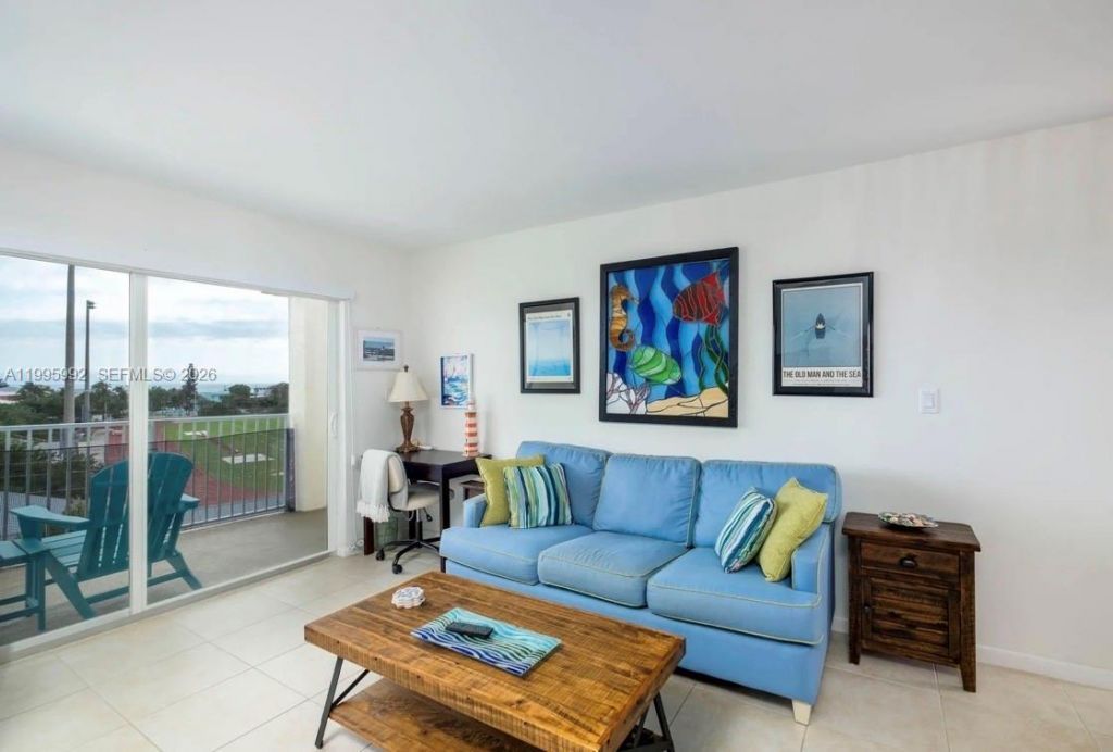200 Wrenn , Unit 502, Plantation Key, FL 33070 Photo