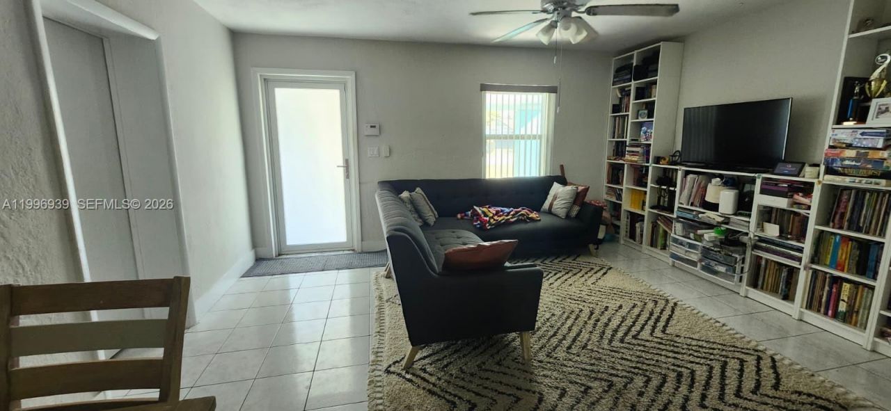 2530 NW 152nd St, Miami Gardens, FL 33054 Photo