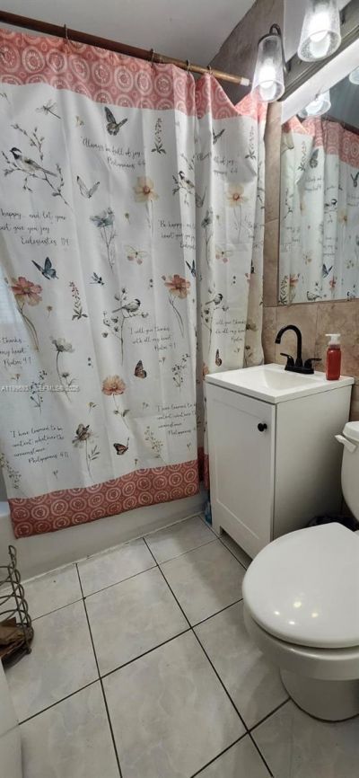 2530 NW 152nd St, Miami Gardens, FL 33054 Photo