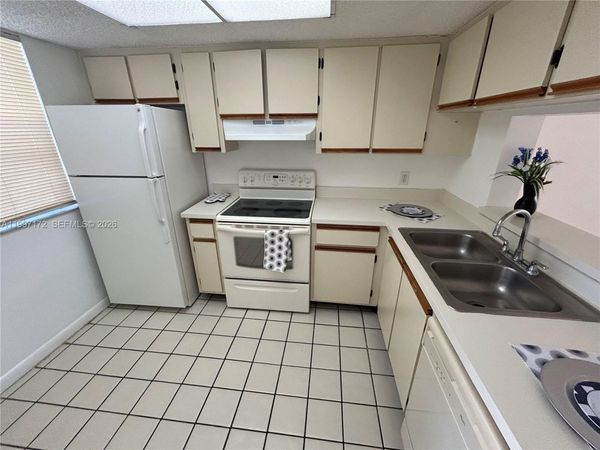 5200 NW 31st Ave , Unit 160, Fort Lauderdale, FL 33309