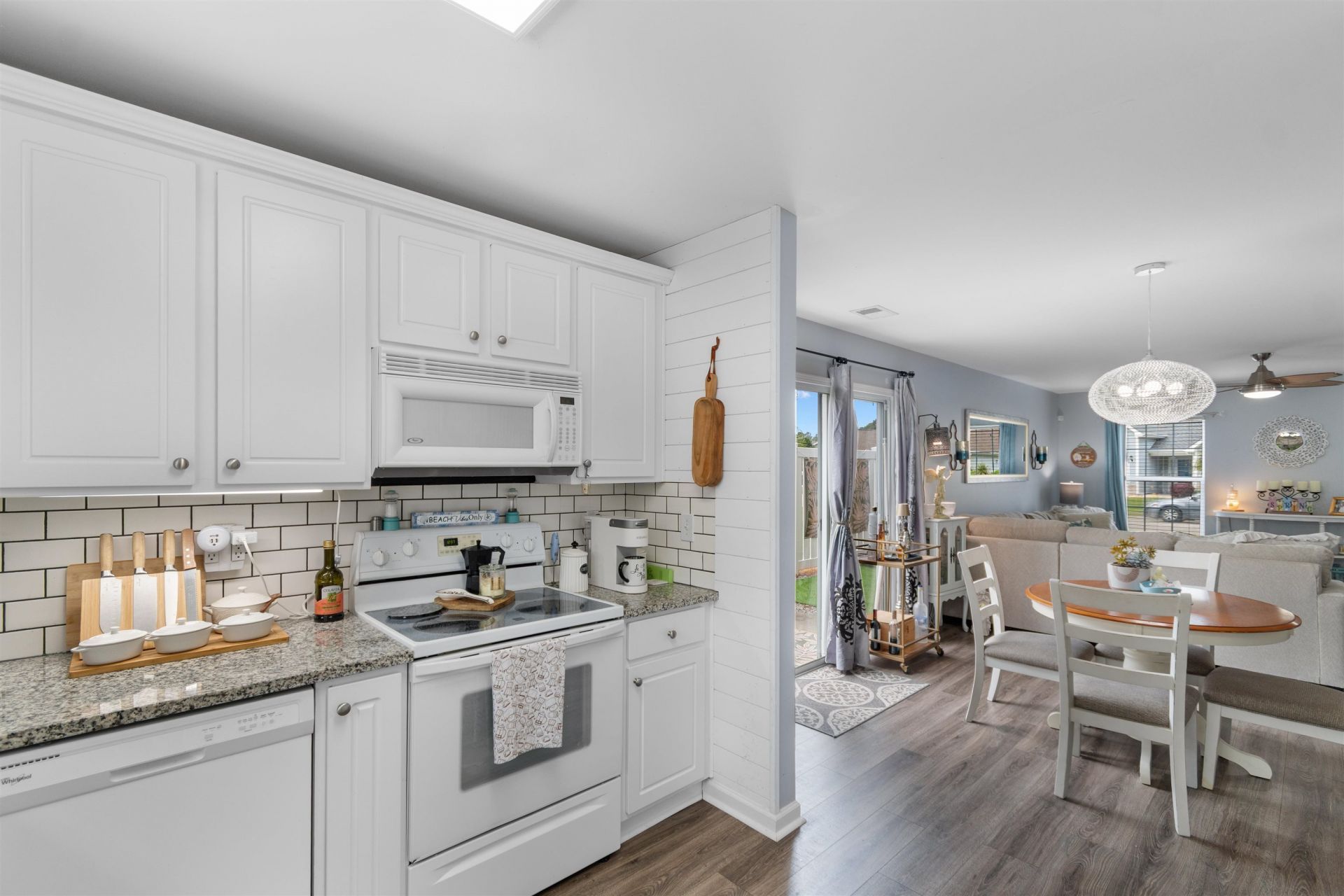 161 Barclay Dr.  Photo 8