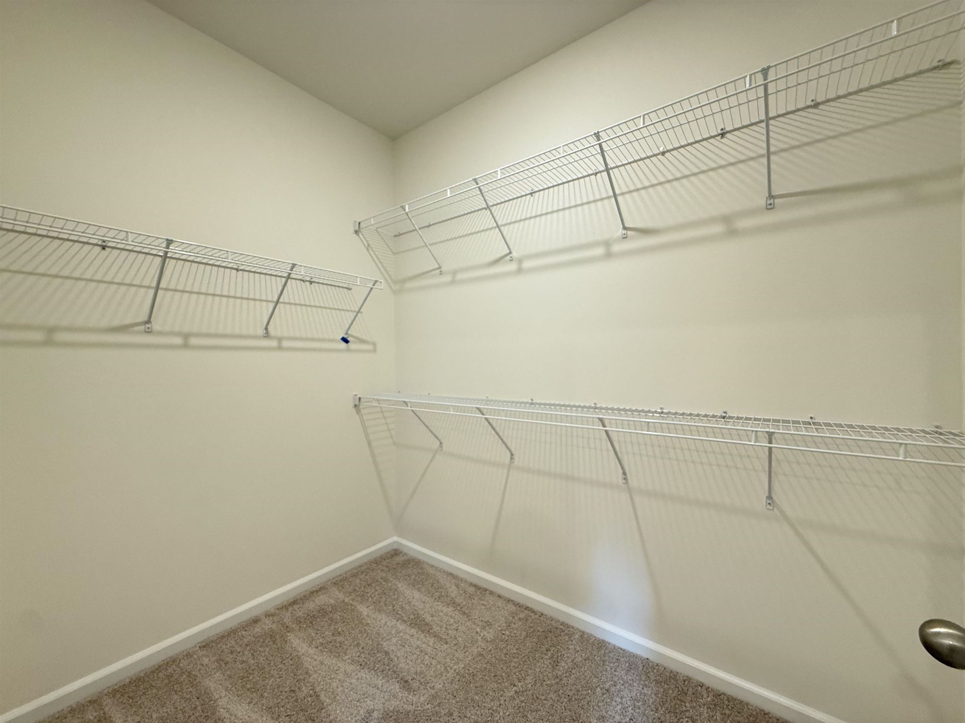 137 Cascade Dr.  Photo 12