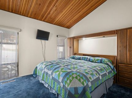 295 Bend Ave, Kings Beach, CA 96143 Photo