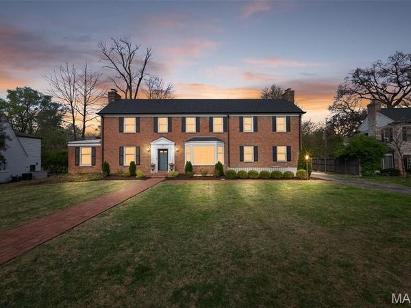 6 Willow Hill Road, Ladue, MO 63124