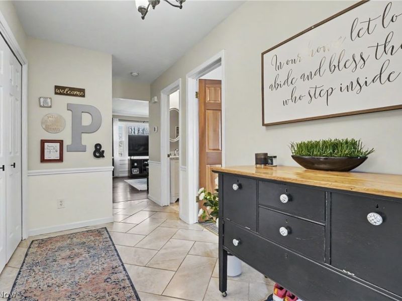 350 Ingram Drive, Boardman, OH 44512 Photo 3