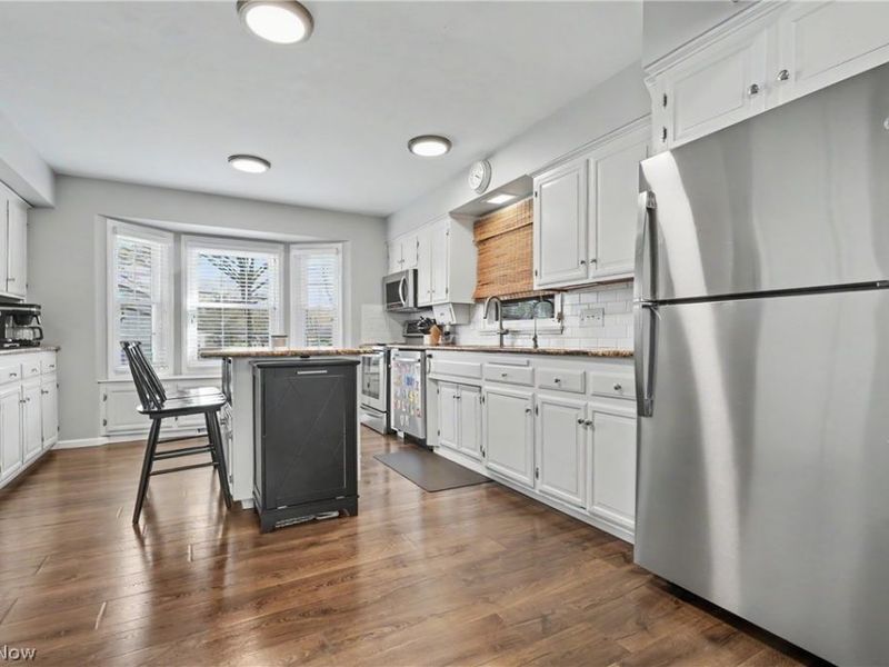 350 Ingram Drive, Boardman, OH 44512 Photo 9