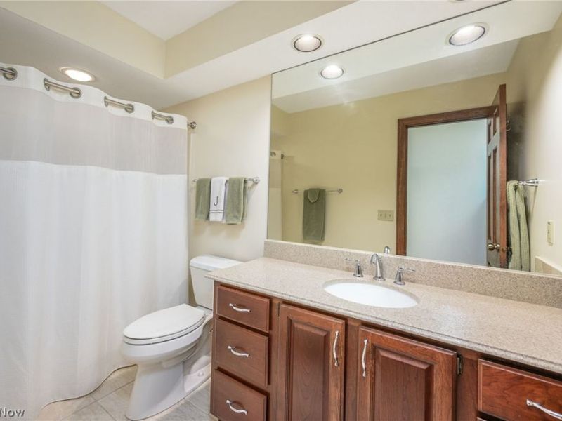 3470 Hunters Crossing, Stow, OH 44224 Photo 30