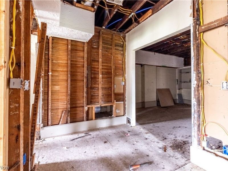 6928 Superior Avenue, Cleveland, OH 44103 Photo 24