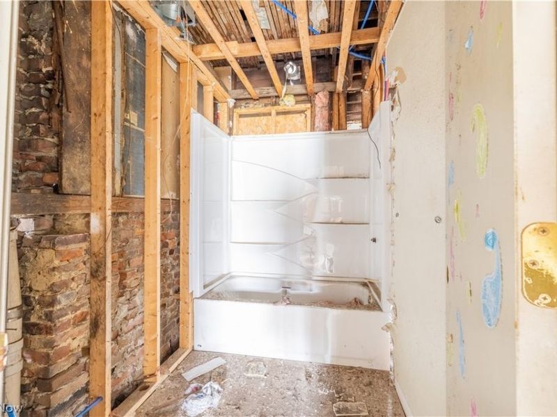 6928 Superior Avenue, Cleveland, OH 44103 Photo 26