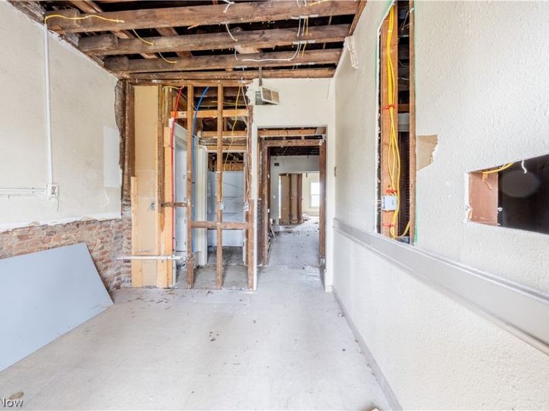 6928 Superior Avenue, Cleveland, OH 44103 Photo 28