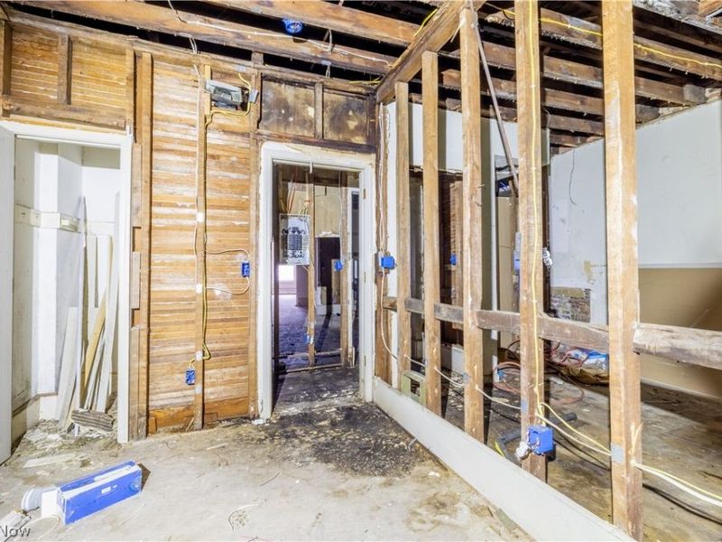 6928 Superior Avenue, Cleveland, OH 44103 Photo 32