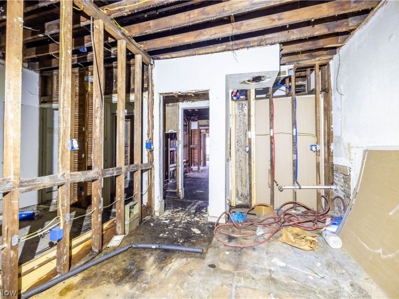 6928 Superior Avenue, Cleveland, OH 44103 Photo 33