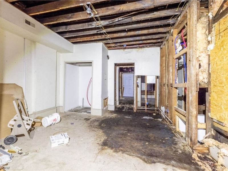 6928 Superior Avenue, Cleveland, OH 44103 Photo 35