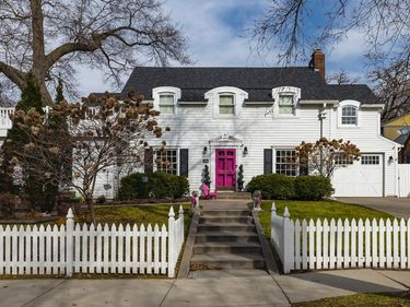 4058 Sunnyside Road, Edina, MN 55424