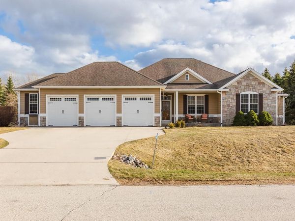 4609 Alyssa LANE, Sheboygan, WI 53083