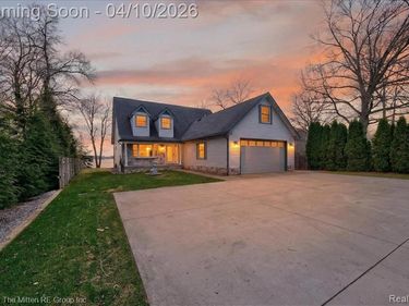 11790 Sunset Lane, Van Buren Twp, MI 48111