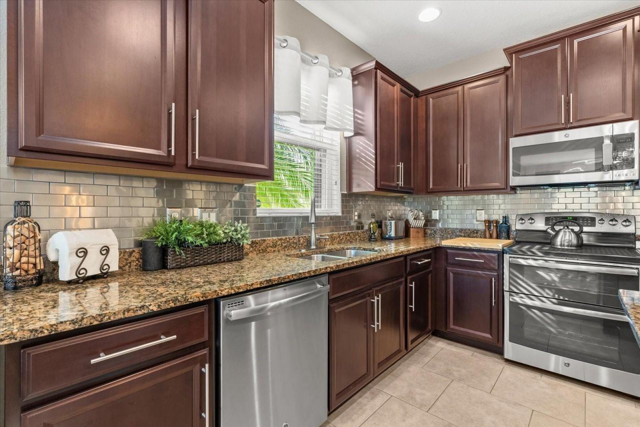 8036 111th Terrace E, Parrish, FL 34219 Photo