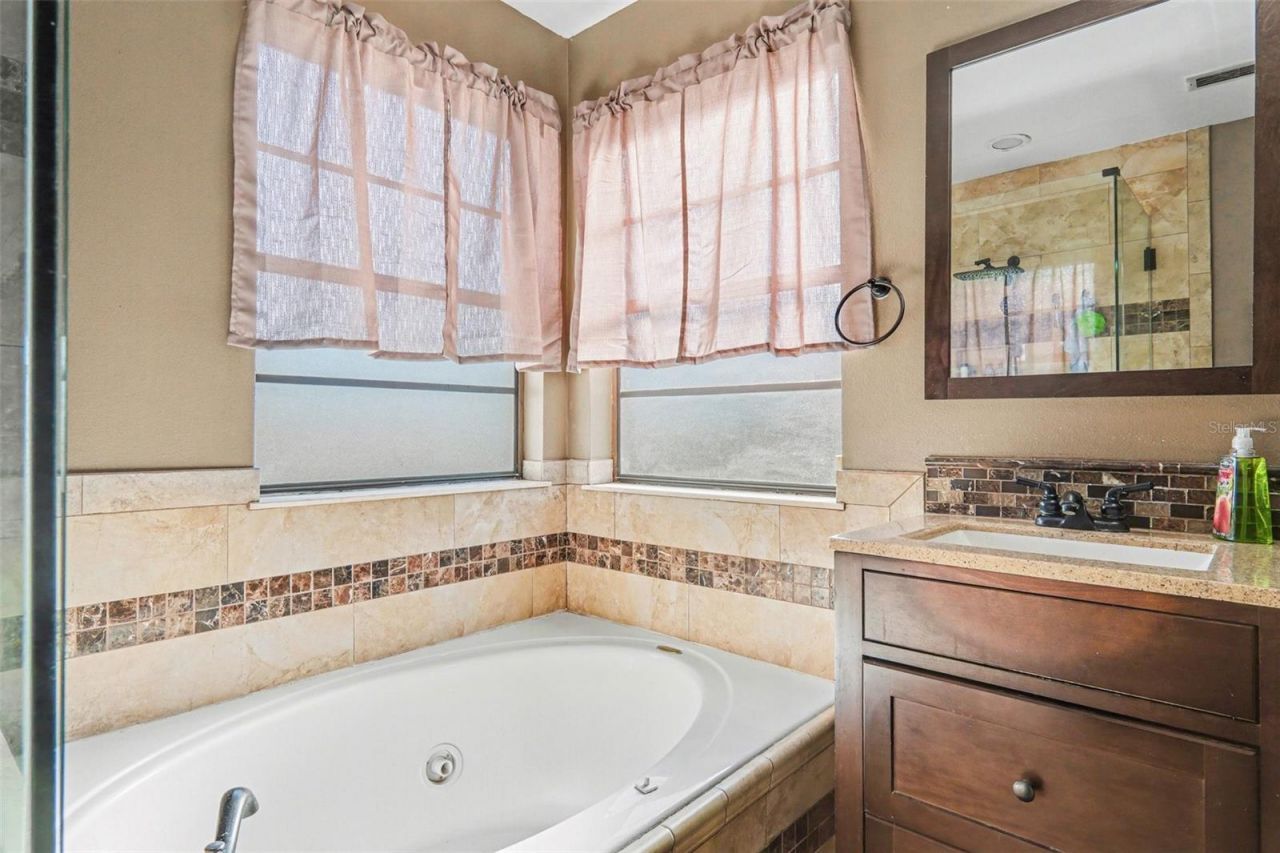 2059 Sue Ellen Court , Apopka, FL 32703 Photo