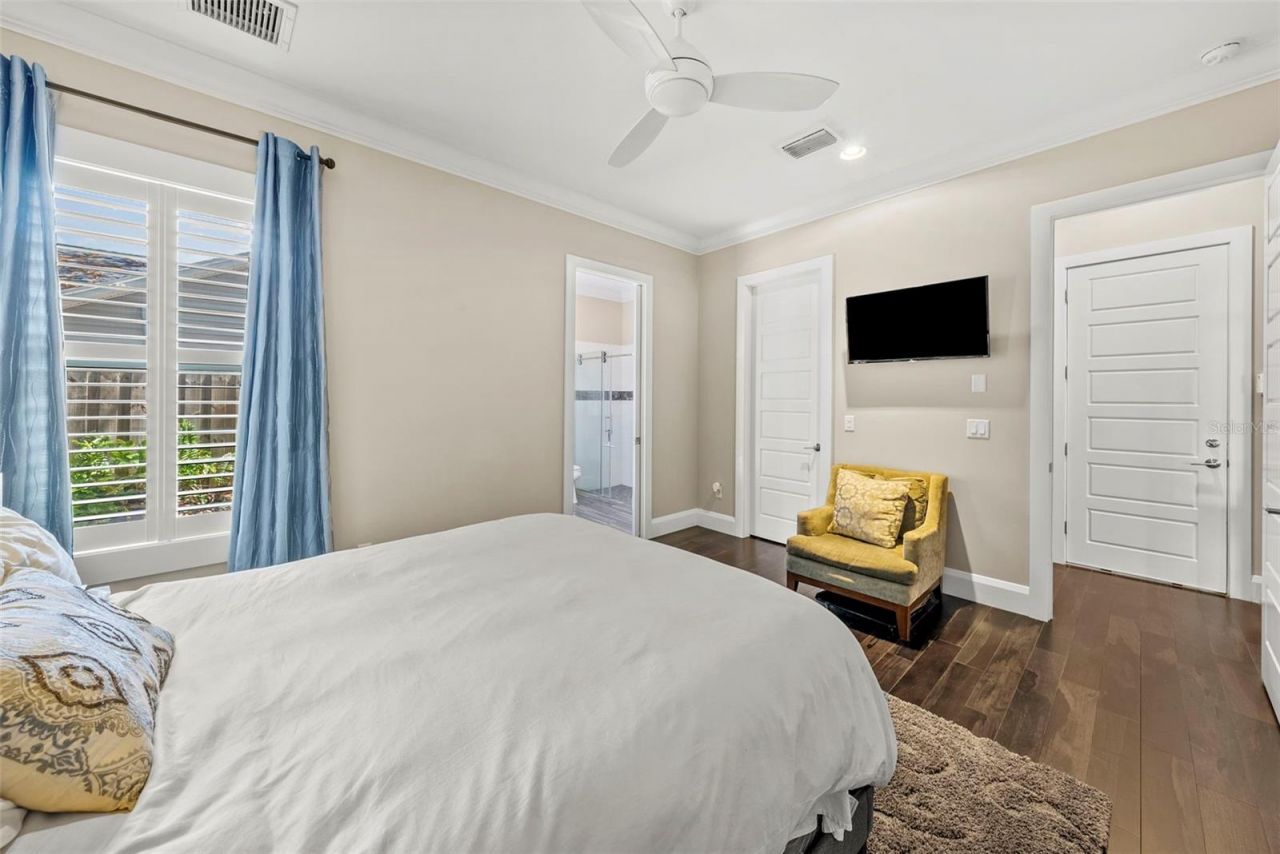 3211 W Bay Villa Avenue, Tampa, FL 33611 Photo