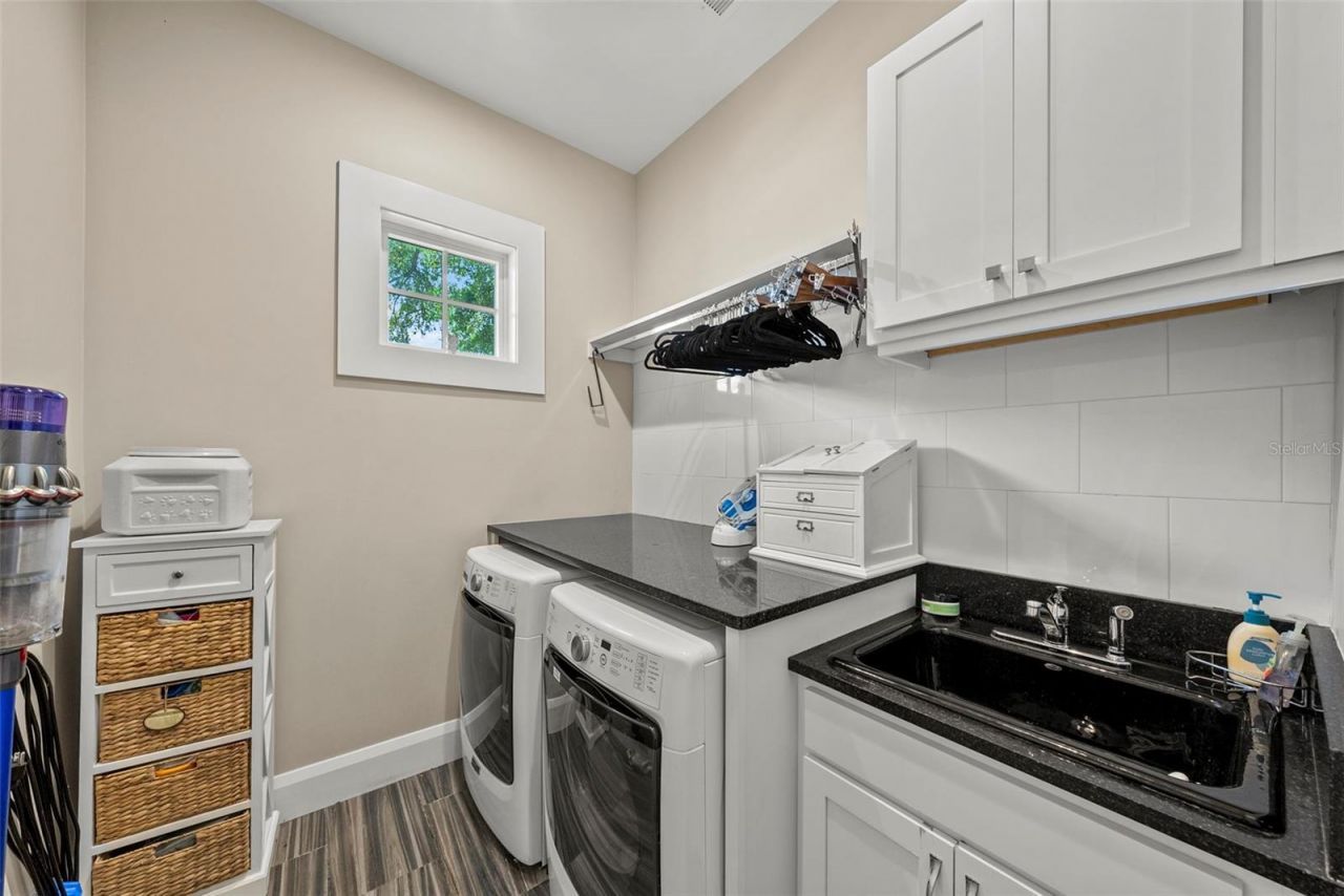 3211 W Bay Villa Avenue, Tampa, FL 33611 Photo