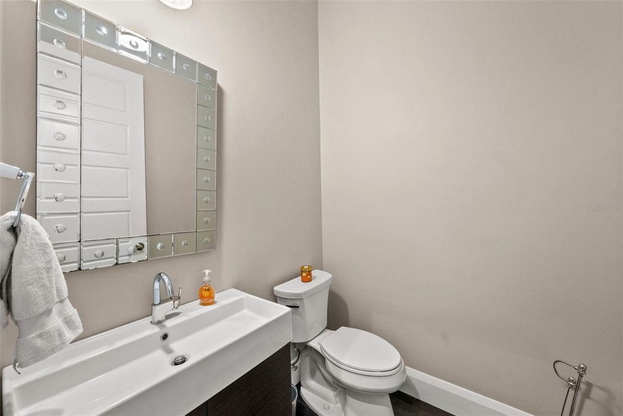 3211 W Bay Villa Avenue, Tampa, FL 33611 Photo