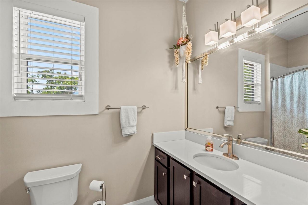 3211 W Bay Villa Avenue, Tampa, FL 33611 Photo