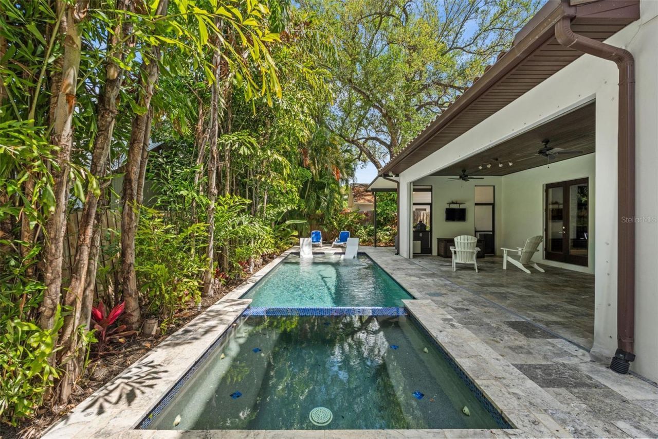 3211 W Bay Villa Avenue, Tampa, FL 33611 Photo