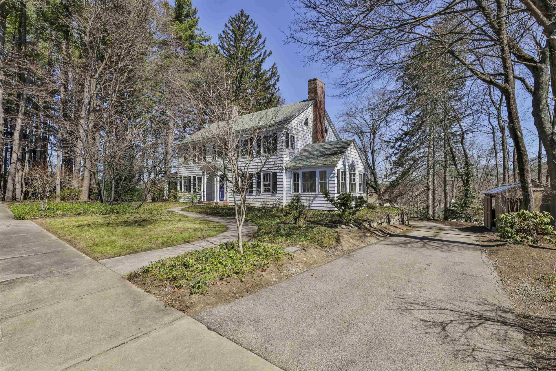 73 Berkeley Street, Nashua, NH 03064 Main Photo