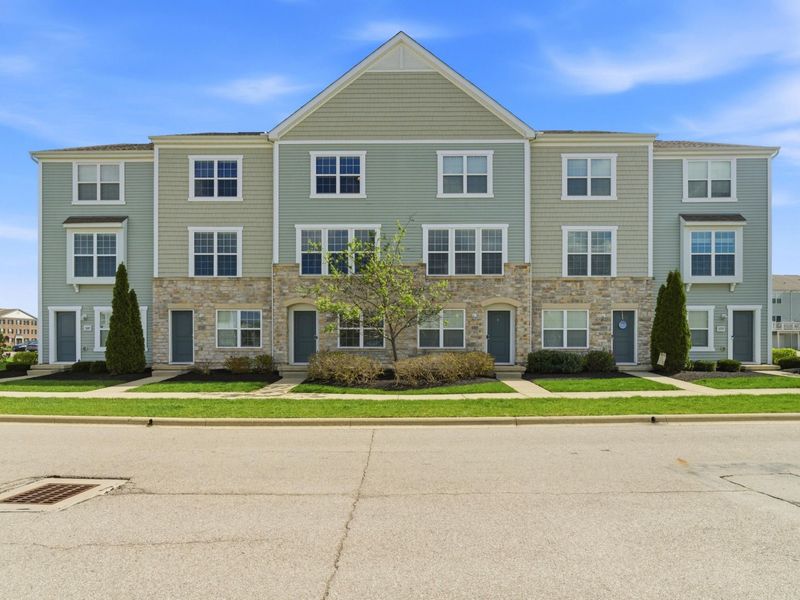 5753 Passage Creek Drive, Dublin, OH 43016 Photo 3