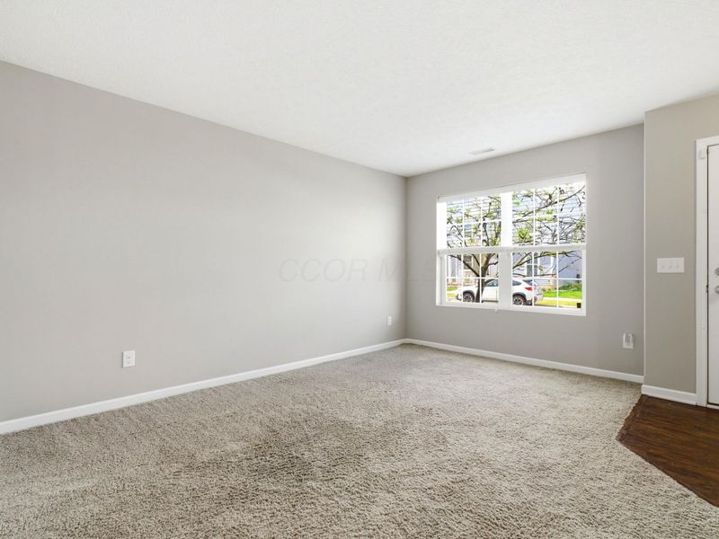 5753 Passage Creek Drive, Dublin, OH 43016 Photo 6