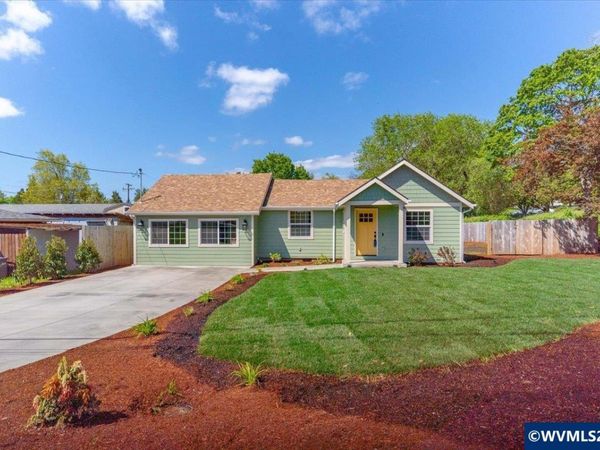 319 SW Church St, Dallas, OR 97338